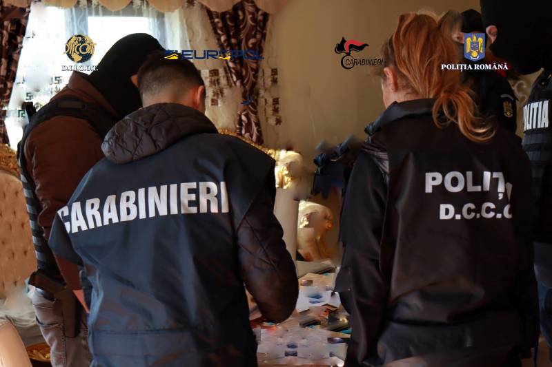 13 arrested for tricking elderly with love in Italy | Europol
